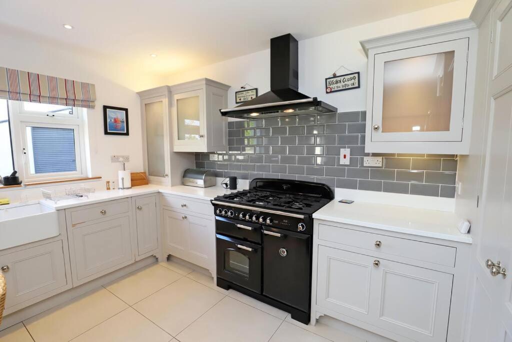 Luxury Detached Home Close To Strangford Lough Killinchy Kültér fotó